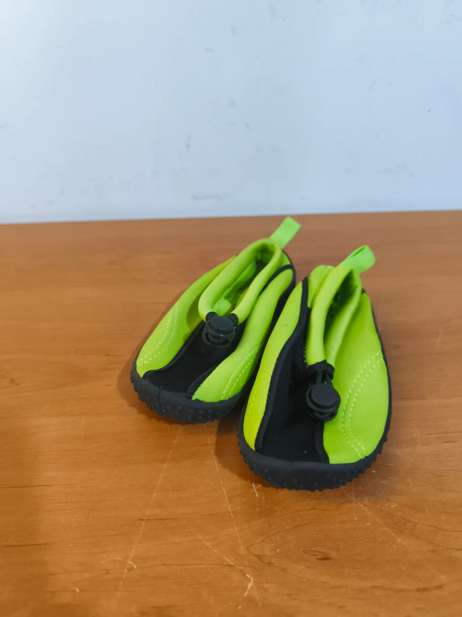 Chaussures de natation 